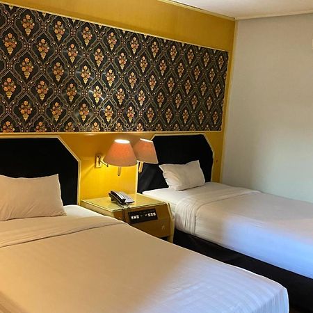 Mas Graha Hotel Pekanbaru Eksteriør billede