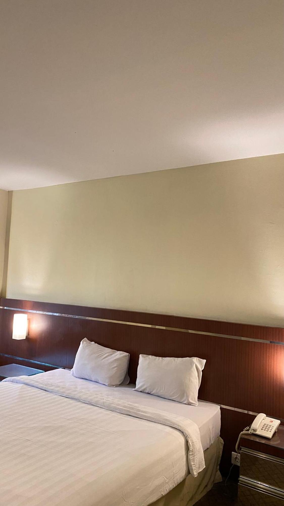Mas Graha Hotel Pekanbaru Eksteriør billede